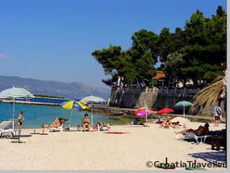Lumbarda town beach