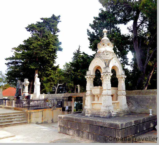 Tombstone in Supetar cemetery