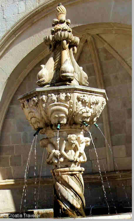 Little Onofrio Fountain