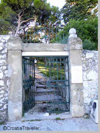 Split Jewish Cemetery