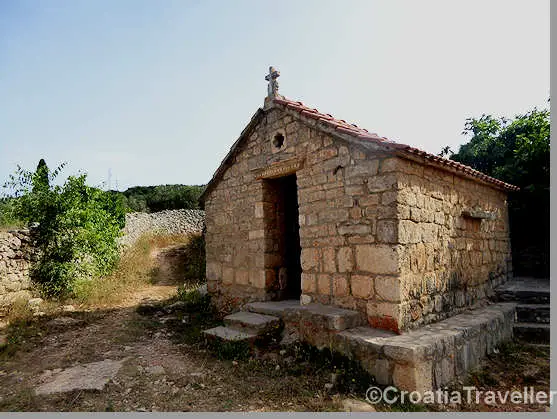 Stari Grad Plain church