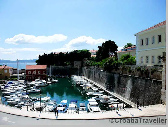 Fosa, Zadar