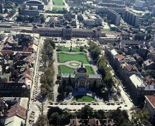 Lower Town Square