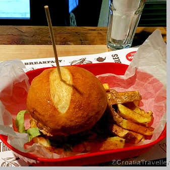 Beet burger at Marta's Veggie Fusion