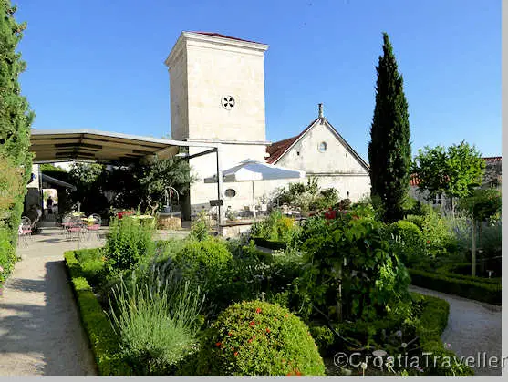 Garden of St Lawrence Monastery, Sibenik