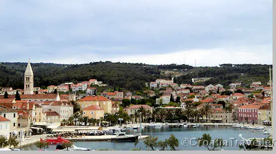 Supetar port